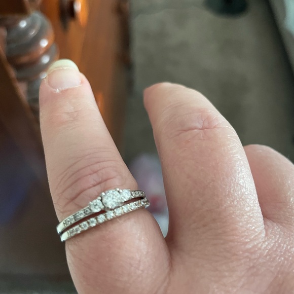 Size 10 Wedding Ring Set - Picture 8 of 8